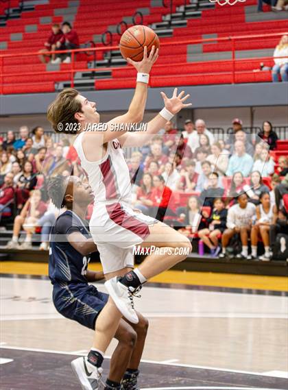 Thumbnail 3 in Houma Christian @ E. D. White(Darrin Fontz Classic) photogallery.