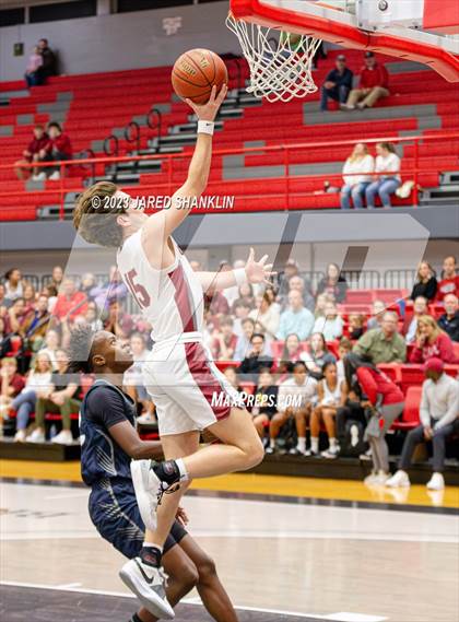 Thumbnail 1 in Houma Christian @ E. D. White(Darrin Fontz Classic) photogallery.