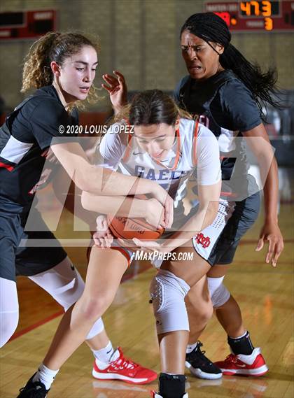 Thumbnail 1 in Bishop Gorman @ Mater Dei (Nike Extravaganza) photogallery.