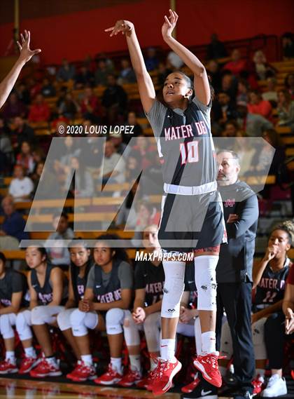Thumbnail 1 in Bishop Gorman @ Mater Dei (Nike Extravaganza) photogallery.