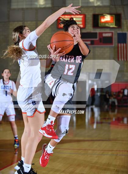 Thumbnail 3 in Bishop Gorman @ Mater Dei (Nike Extravaganza) photogallery.