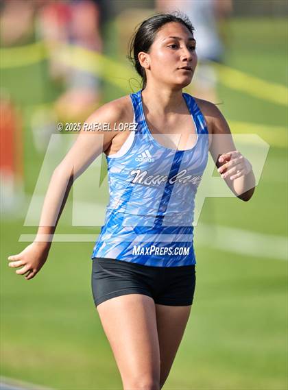 Thumbnail 2 in Spartan Relays (400M) photogallery.