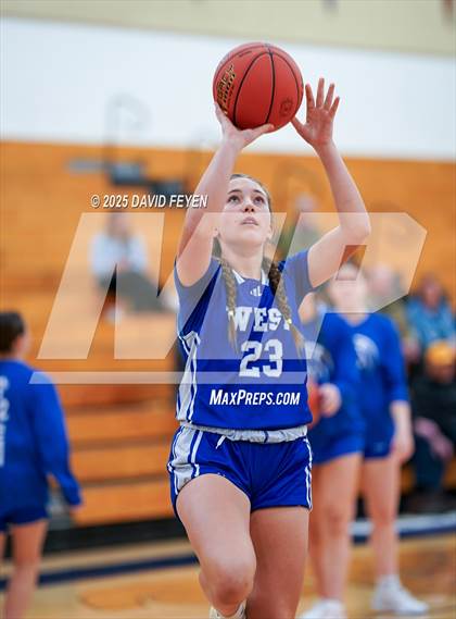 Thumbnail 1 in Waukesha West @ Kettle Moraine photogallery.