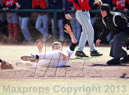 Thumbnail 2 in Hamilton vs. Milton (National High School Invitational) photogallery.