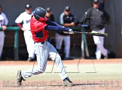 Thumbnail 2 in Hamilton vs. Milton (National High School Invitational) photogallery.