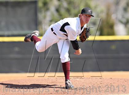 Thumbnail 3 in Hamilton vs. Milton (National High School Invitational) photogallery.