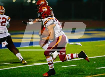Thumbnail 2 in Highland vs Muir (CIF SS D8 Round 1 Playoff) photogallery.