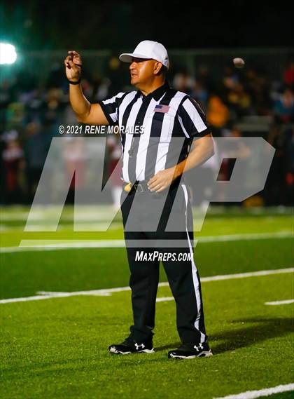 Thumbnail 2 in Highland vs Muir (CIF SS D8 Round 1 Playoff) photogallery.