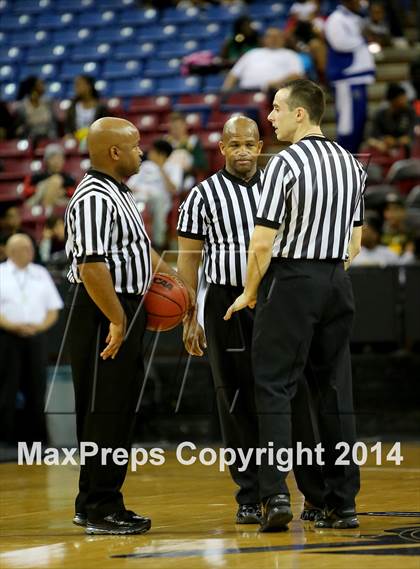 Thumbnail 1 in Jesuit vs Kennedy (CIF SJS D1 Semifinal) photogallery.