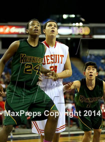 Thumbnail 2 in Jesuit vs Kennedy (CIF SJS D1 Semifinal) photogallery.