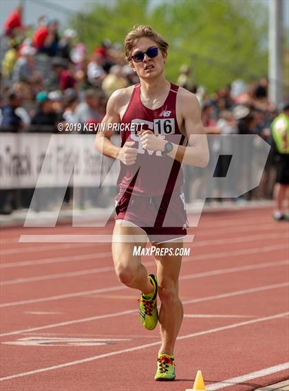 Thumbnail 3 in CHSAA Track and Field 4A Championships (Boys 3200 Meter Run) photogallery.