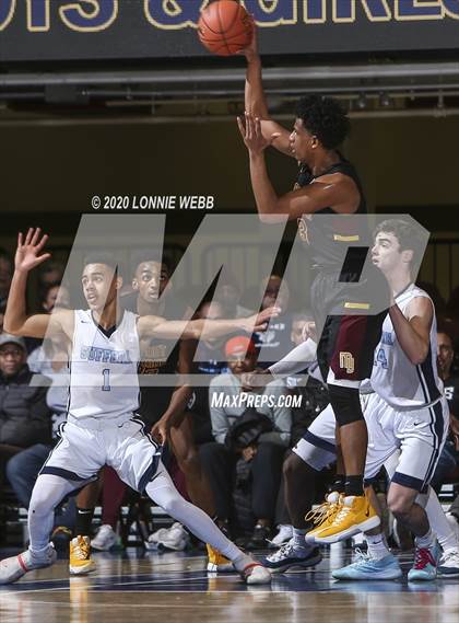 Thumbnail 3 in Suffern vs. Mount Vernon (Section 1 Class AA Semifinal) photogallery.