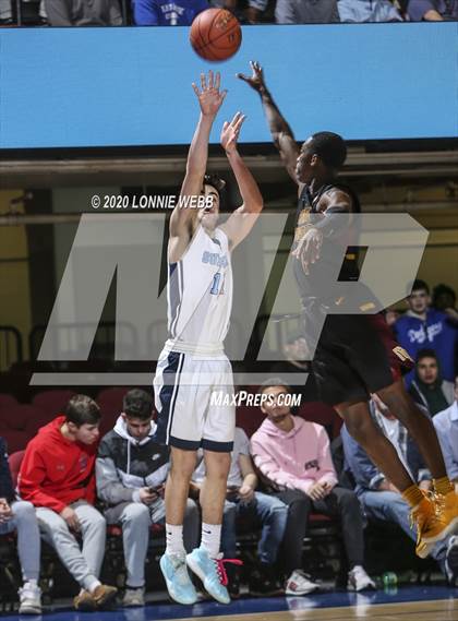 Thumbnail 1 in Suffern vs. Mount Vernon (Section 1 Class AA Semifinal) photogallery.