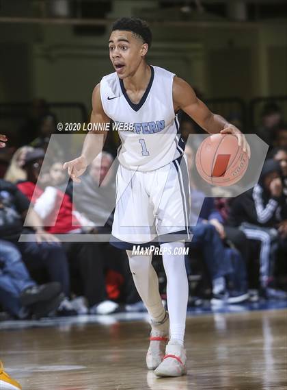 Thumbnail 3 in Suffern vs. Mount Vernon (Section 1 Class AA Semifinal) photogallery.