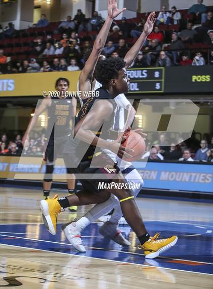 Thumbnail 3 in Suffern vs. Mount Vernon (Section 1 Class AA Semifinal) photogallery.