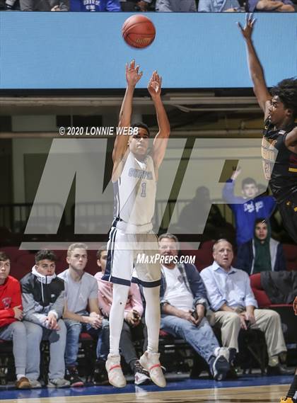 Thumbnail 3 in Suffern vs. Mount Vernon (Section 1 Class AA Semifinal) photogallery.