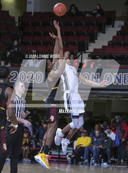Thumbnail 3 in Suffern vs. Mount Vernon (Section 1 Class AA Semifinal) photogallery.