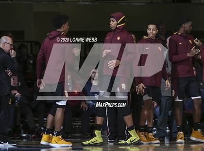 Thumbnail 2 in Suffern vs. Mount Vernon (Section 1 Class AA Semifinal) photogallery.