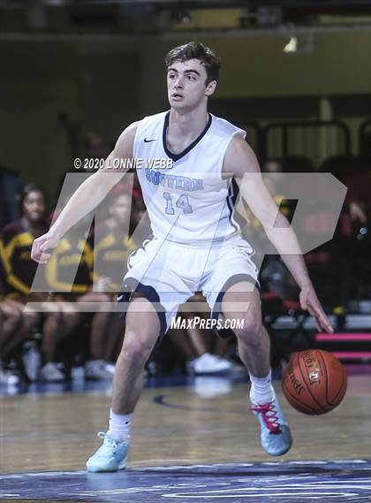 Thumbnail 3 in Suffern vs. Mount Vernon (Section 1 Class AA Semifinal) photogallery.