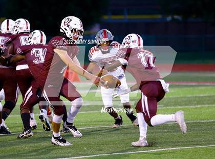 Thumbnail 2 in Alton @ Belleville West photogallery.