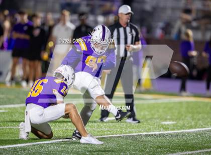 Thumbnail 2 in Zachary @ Denham Springs (LHSAA 5A Division 1 Regional) photogallery.
