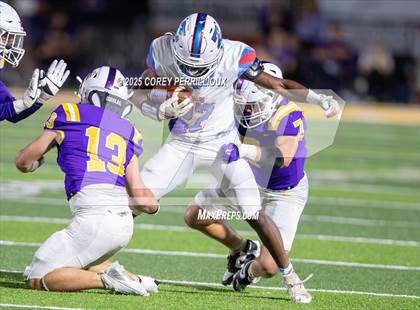 Thumbnail 3 in Zachary @ Denham Springs (LHSAA 5A Division 1 Regional) photogallery.