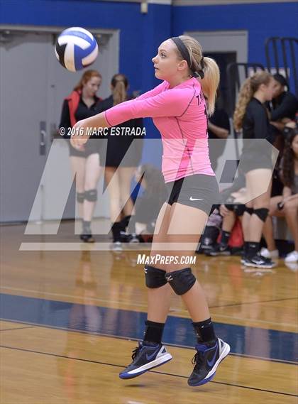 Thumbnail 2 in Seffner Christian vs Sarasota Christian (2016 9th Annual Mustang Invitational) photogallery.