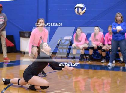 Thumbnail 3 in Seffner Christian vs Sarasota Christian (2016 9th Annual Mustang Invitational) photogallery.