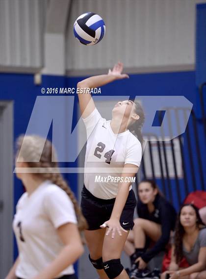 Thumbnail 3 in Seffner Christian vs Sarasota Christian (2016 9th Annual Mustang Invitational) photogallery.