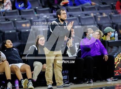 Thumbnail 3 in Omaha Westside vs. Omaha Central photogallery.
