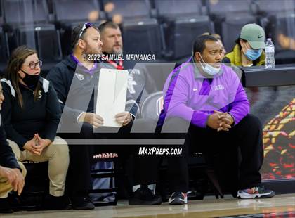 Thumbnail 3 in Omaha Westside vs. Omaha Central photogallery.