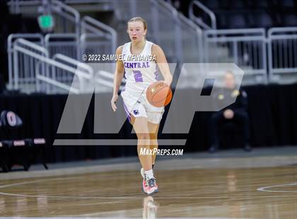 Thumbnail 1 in Omaha Westside vs. Omaha Central photogallery.