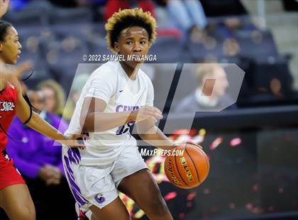 Thumbnail 2 in Omaha Westside vs. Omaha Central photogallery.