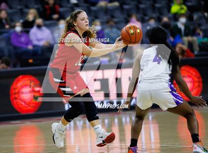 Thumbnail 1 in Omaha Westside vs. Omaha Central photogallery.