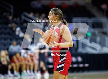 Thumbnail 2 in Omaha Westside vs. Omaha Central photogallery.