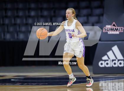 Thumbnail 1 in Omaha Westside vs. Omaha Central photogallery.