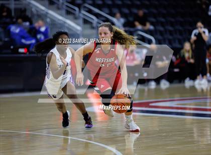 Thumbnail 3 in Omaha Westside vs. Omaha Central photogallery.
