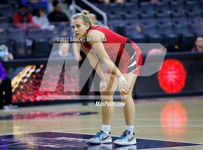 Thumbnail 2 in Omaha Westside vs. Omaha Central photogallery.