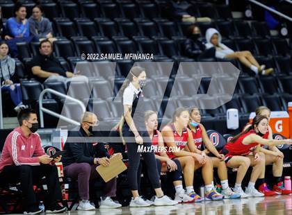 Thumbnail 1 in Omaha Westside vs. Omaha Central photogallery.
