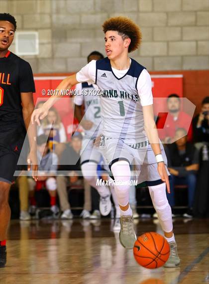 Thumbnail 1 in Oak Hill Academy vs. Chino Hills (Nike Extravaganza) photogallery.