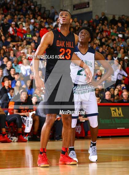 Thumbnail 3 in Oak Hill Academy vs. Chino Hills (Nike Extravaganza) photogallery.
