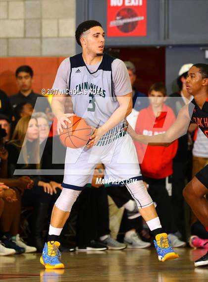 Thumbnail 2 in Oak Hill Academy vs. Chino Hills (Nike Extravaganza) photogallery.