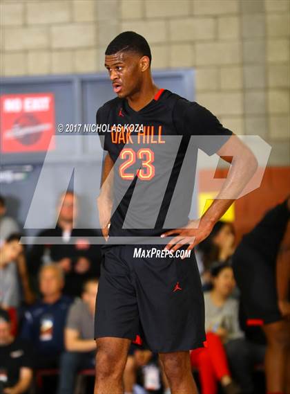 Thumbnail 3 in Oak Hill Academy vs. Chino Hills (Nike Extravaganza) photogallery.