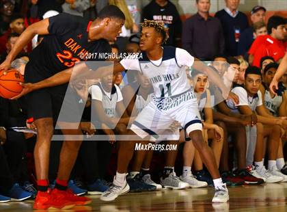Thumbnail 2 in Oak Hill Academy vs. Chino Hills (Nike Extravaganza) photogallery.