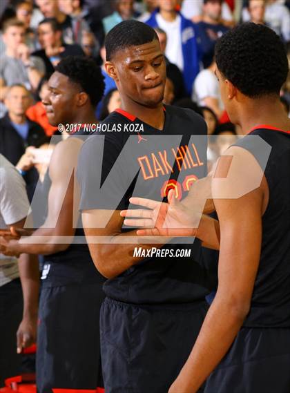 Thumbnail 3 in Oak Hill Academy vs. Chino Hills (Nike Extravaganza) photogallery.