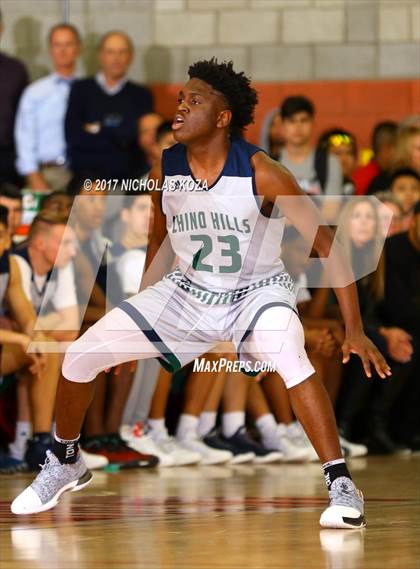 Thumbnail 3 in Oak Hill Academy vs. Chino Hills (Nike Extravaganza) photogallery.