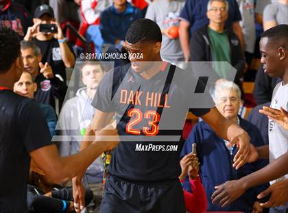 Thumbnail 3 in Oak Hill Academy vs. Chino Hills (Nike Extravaganza) photogallery.