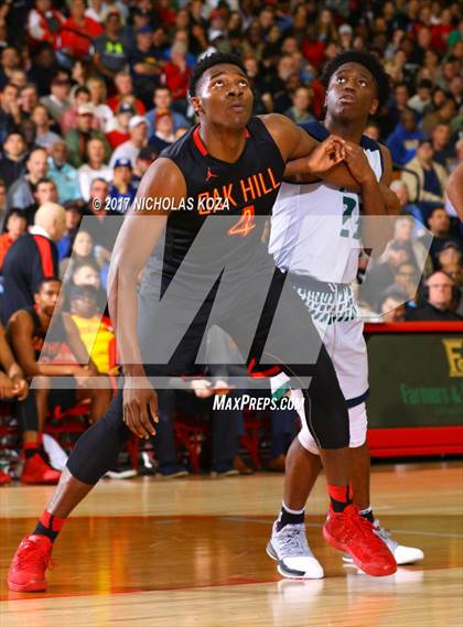 Thumbnail 2 in Oak Hill Academy vs. Chino Hills (Nike Extravaganza) photogallery.