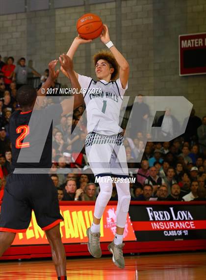 Thumbnail 2 in Oak Hill Academy vs. Chino Hills (Nike Extravaganza) photogallery.