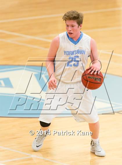 Thumbnail 2 in Wakefield @ Yorktown photogallery.